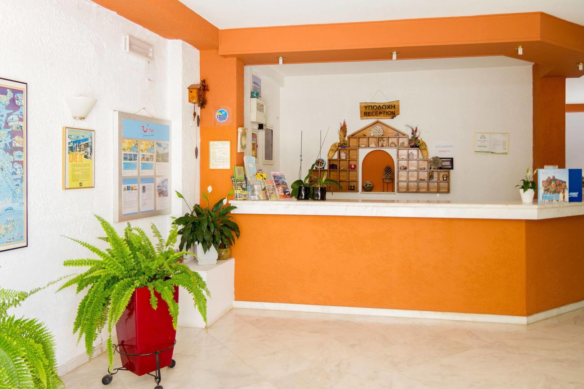 Ideal Hotel Kokkini Hani 外观 照片