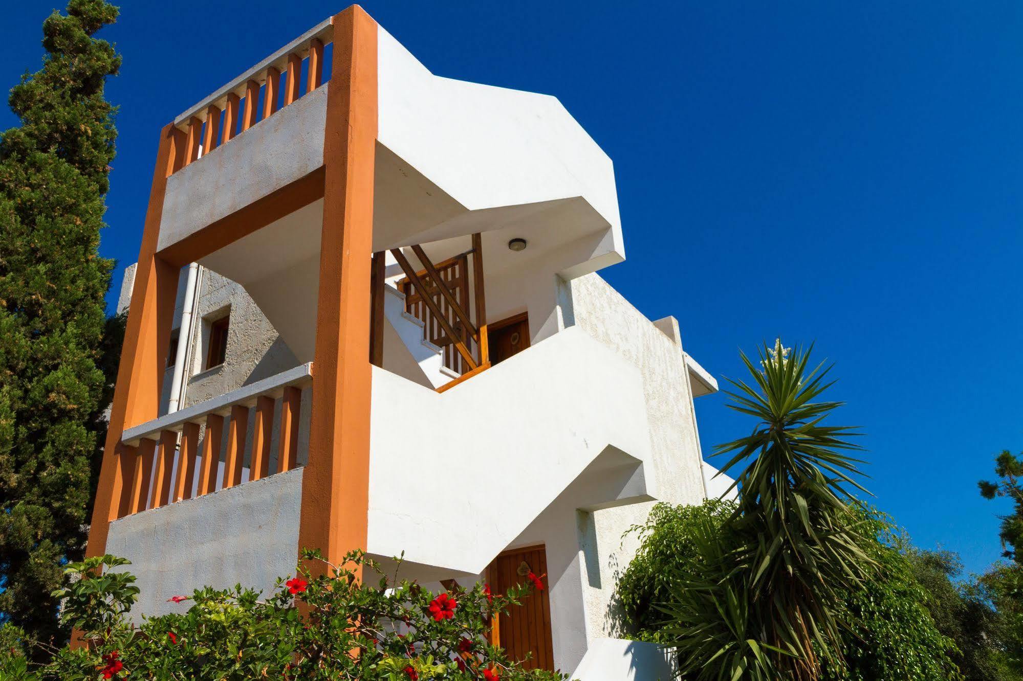 Ideal Hotel Kokkini Hani 外观 照片